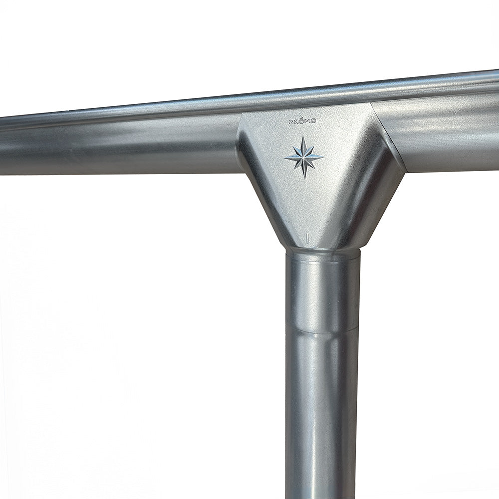 Einhangstutzen verzinkt montiert